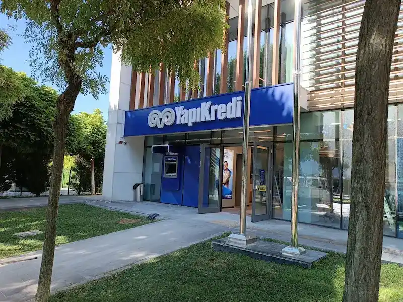 Yapı Kredi bankası tadilat ve dekorasyon işi tamalanmış görsel